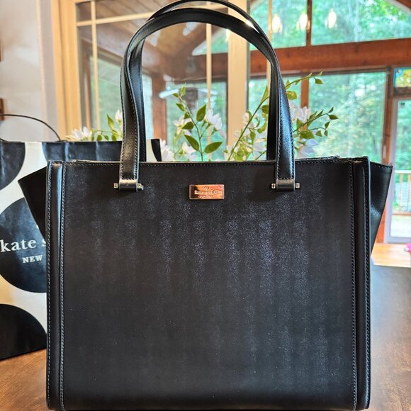 Kate Spade Regatta Court Vita Large Black Smooth Leather Tote WKRU2706